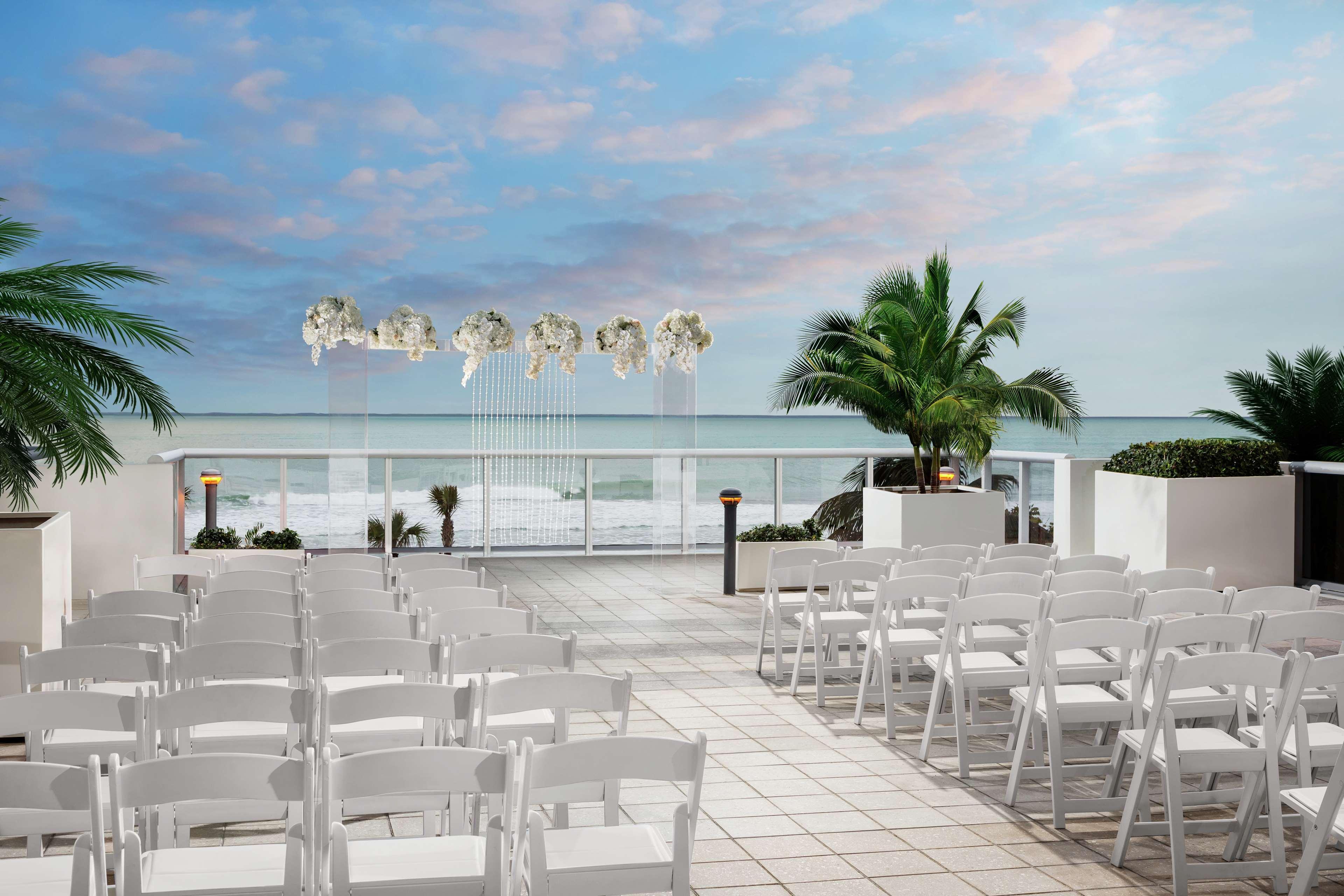 Hilton Cabana Miami Beach Resort Экстерьер фото