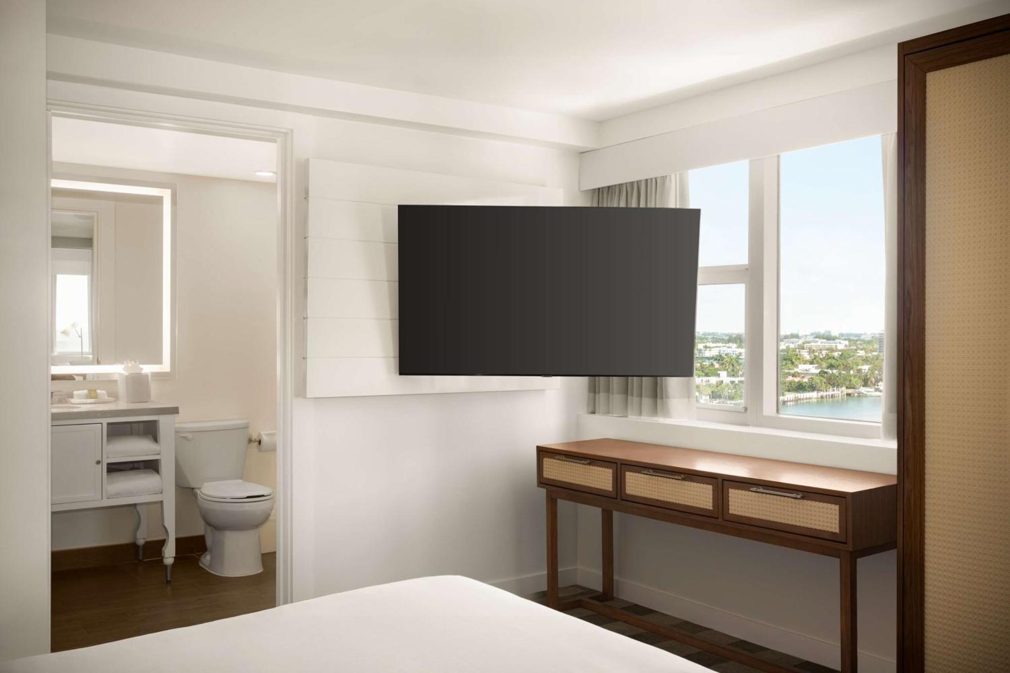 Hilton Cabana Miami Beach Resort Экстерьер фото
