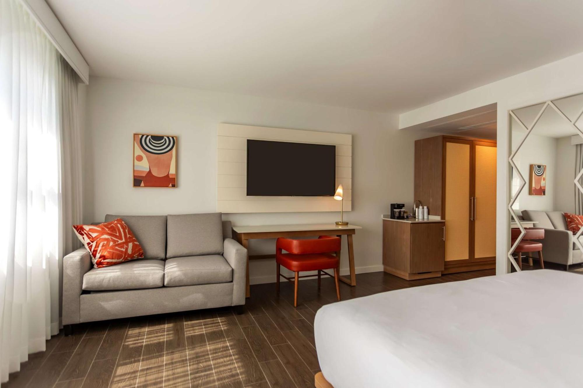 Hilton Cabana Miami Beach Resort Экстерьер фото